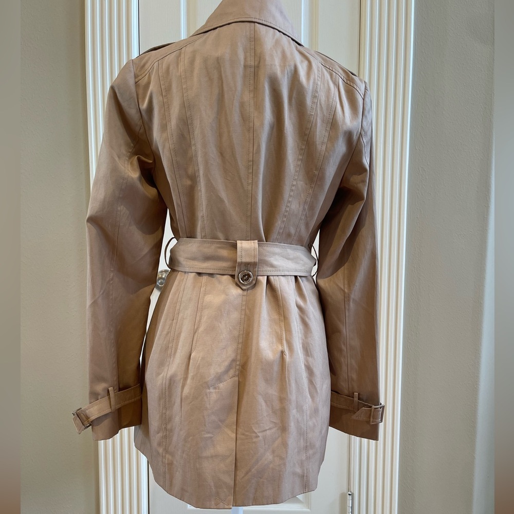 Express Tan Trench Coat with Notched Lapels - Picture 3 of 15